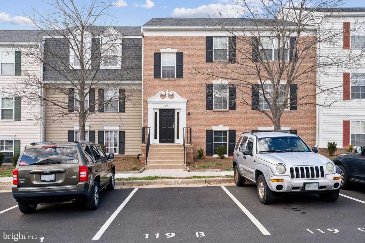 119 FORT EVANS RD SE #D