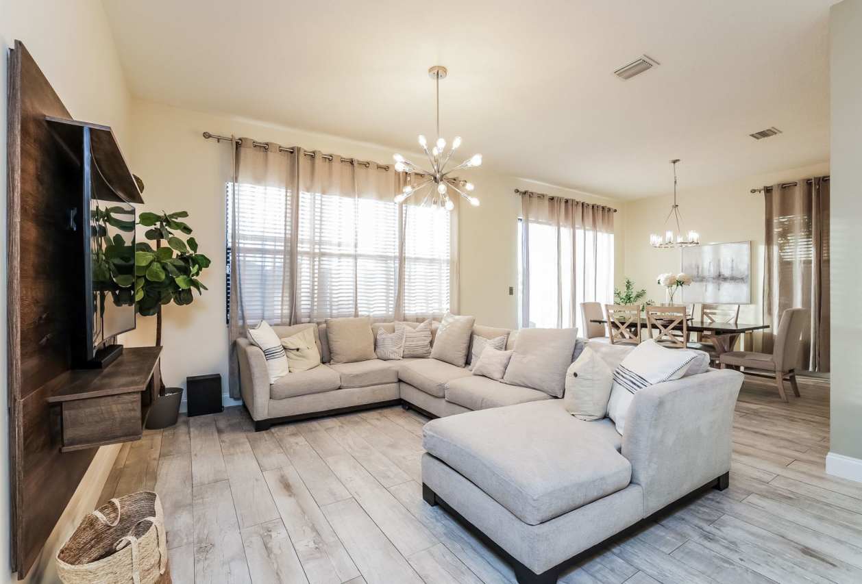 Annual rental - 3 bedroom / 2.5 bath - Fully furnished