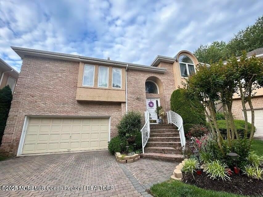 85 Mira Vista Court