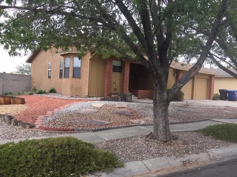 5601 Chelwood Park Blvd Ne