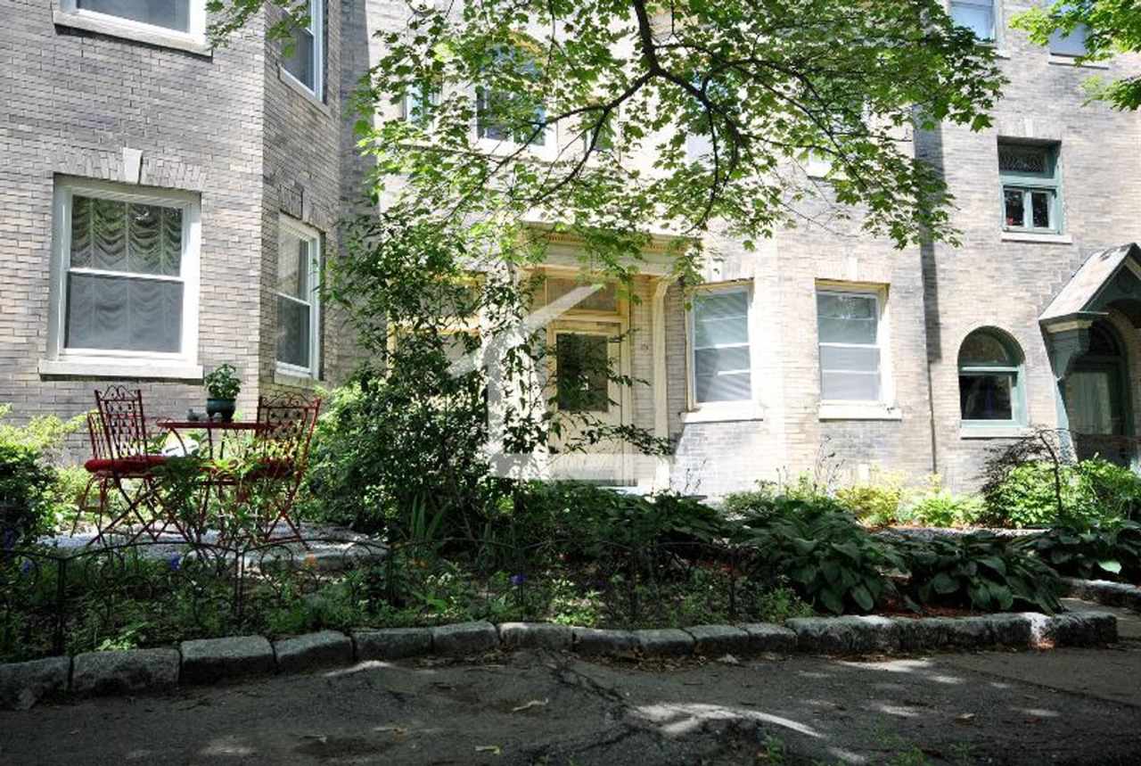 NIce 3 bed in Brookline