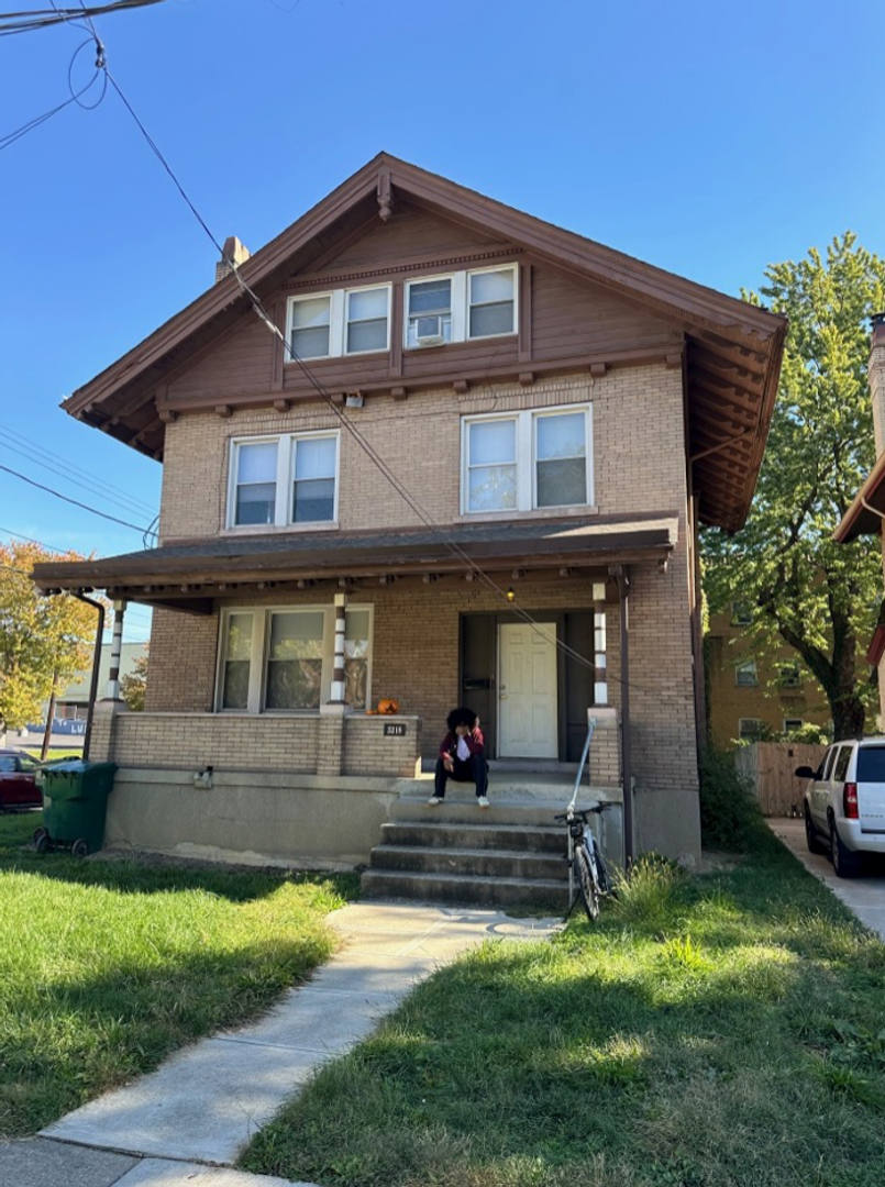7 Bedroom House Located in Clifton Near UC's Campus