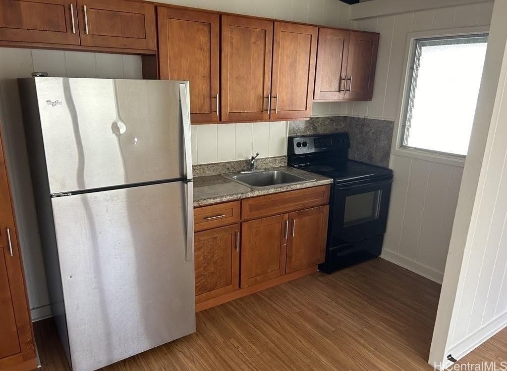 1635 Liholiho Street unit: B