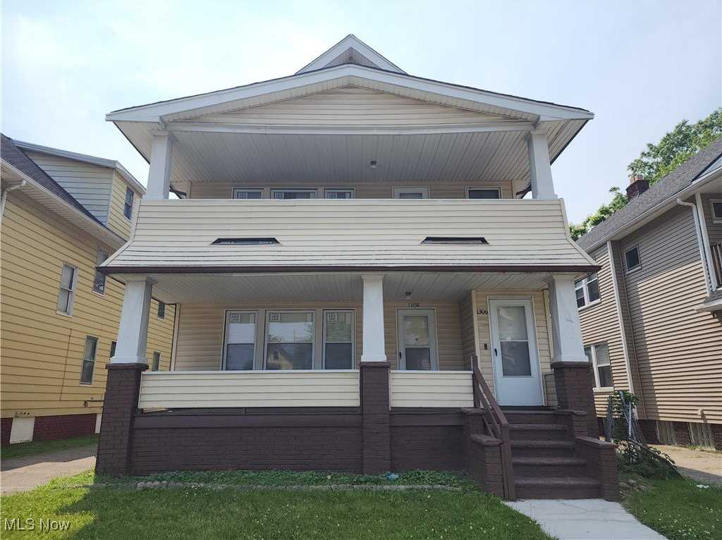 1306 E 134th Street unit: 1306