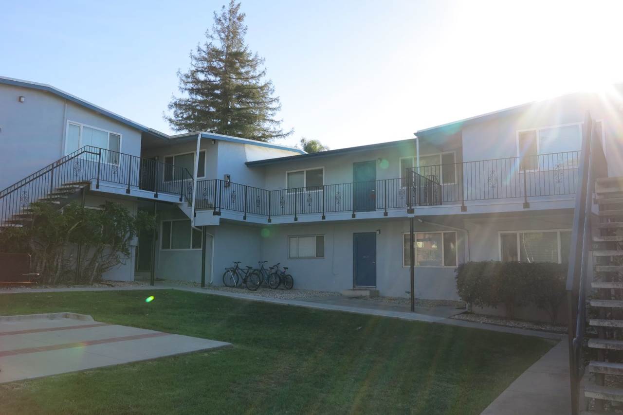 1252 E Foothill Blvd.