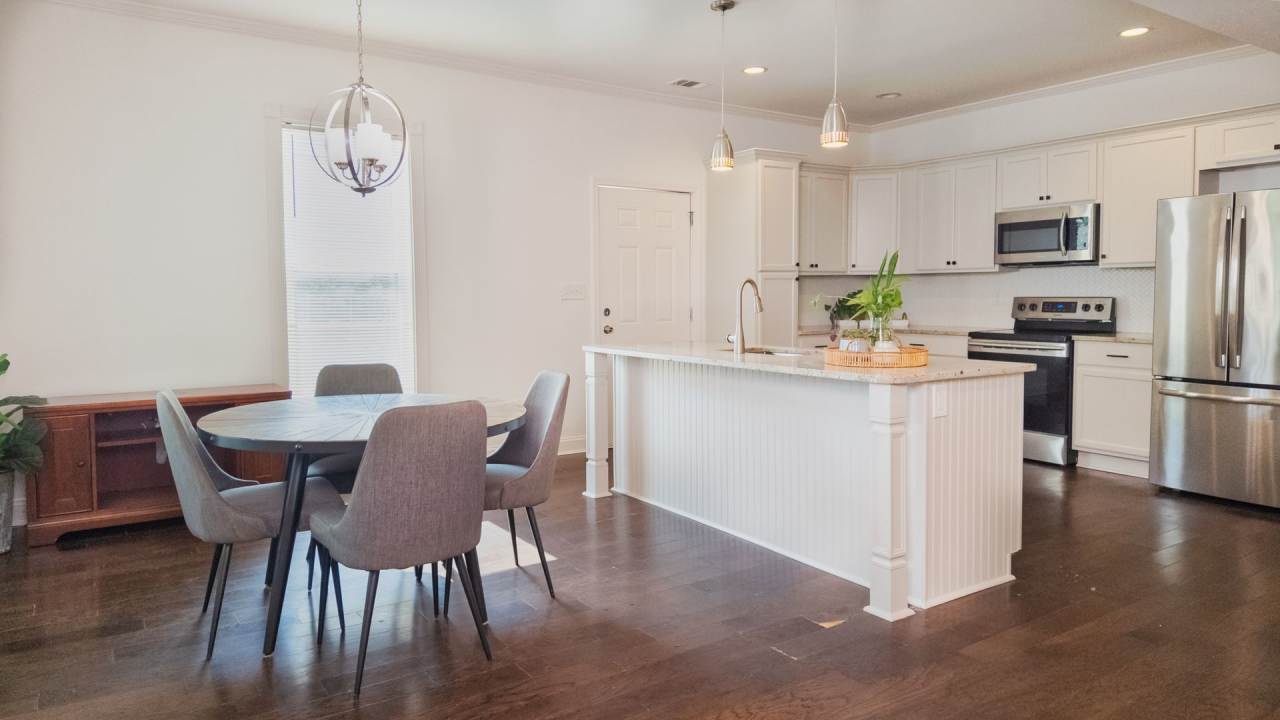 Spacious 4/3.5 w/ Master on Main and Fully Fenced Backyard!