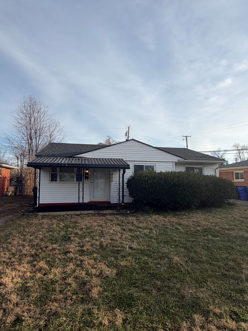 3 Bedroom! Available Now!