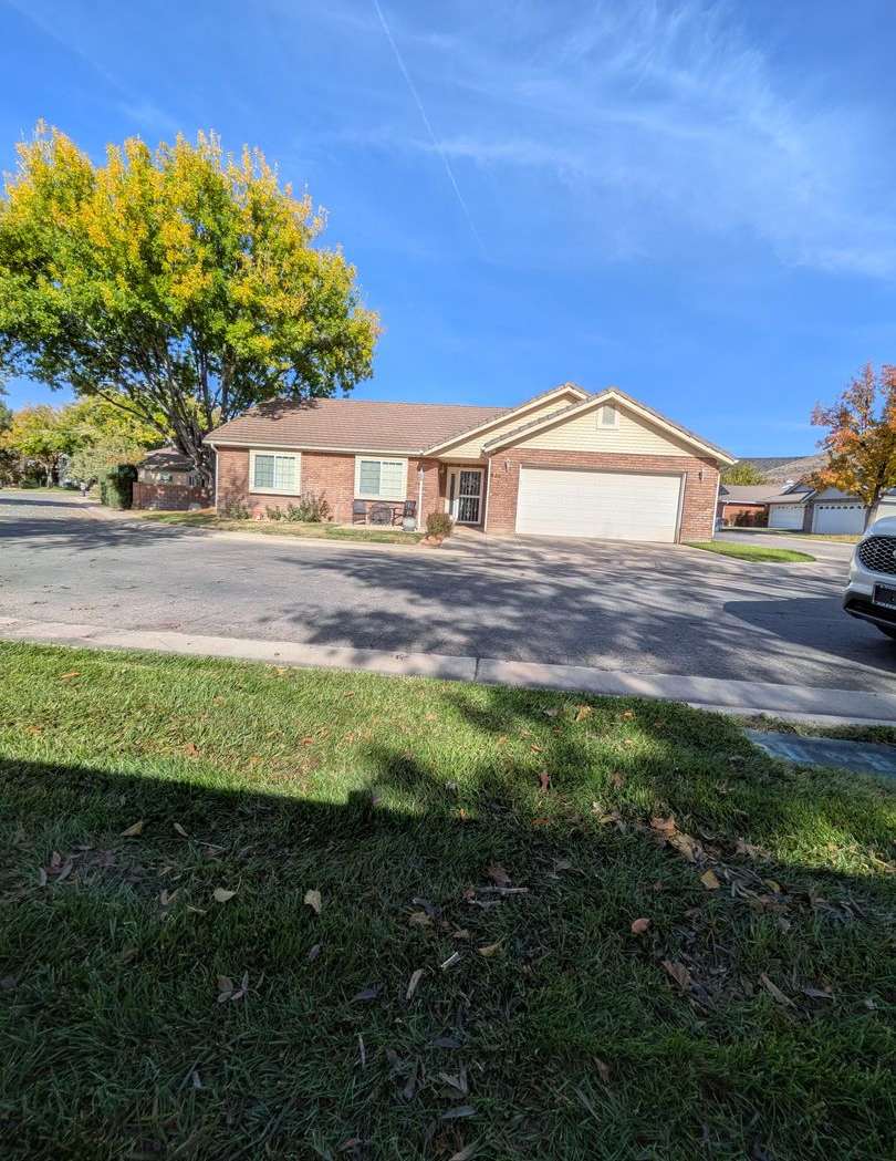 Easy Living! 3 Bedroom Home in St. George