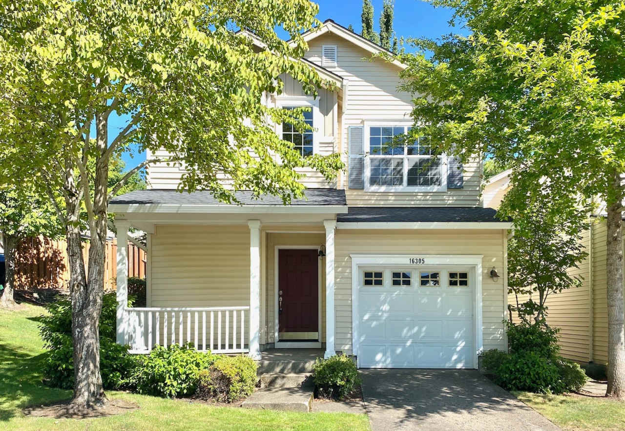 Neat and Tidy 3 BR, 2.5 BA Home Located Near Progress Ridge Townsquare - Coming soon!