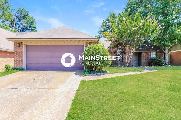 8257 River Creek Cove