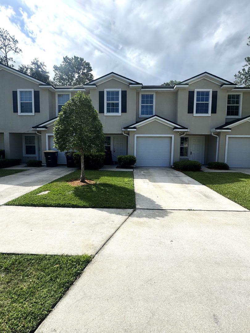 3BR/ 2.5BA TOWNHOME With Garage - Timmerman's Walk *Available NOW** $500 OFF First Month Rent*