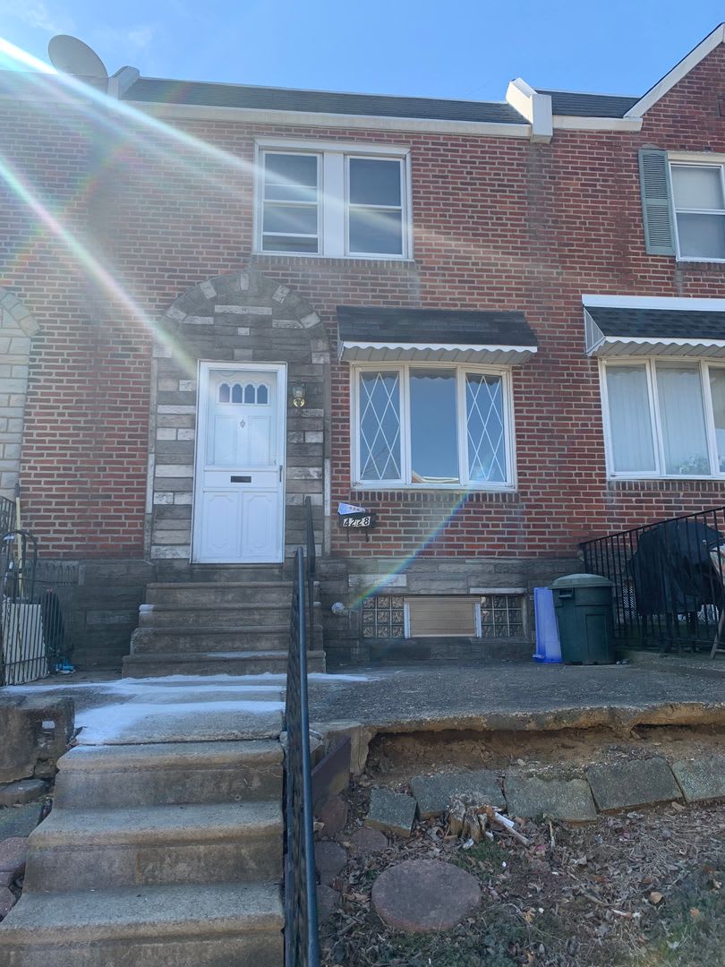 PHA house ONLY 3 bed 1 bath