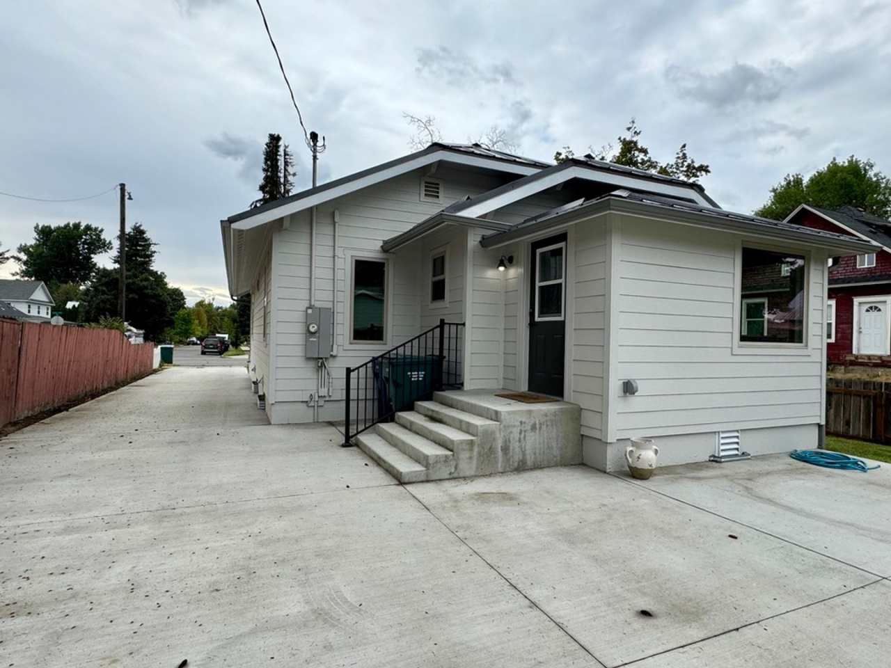 Beautiful Furnished Home in Downtown CDA