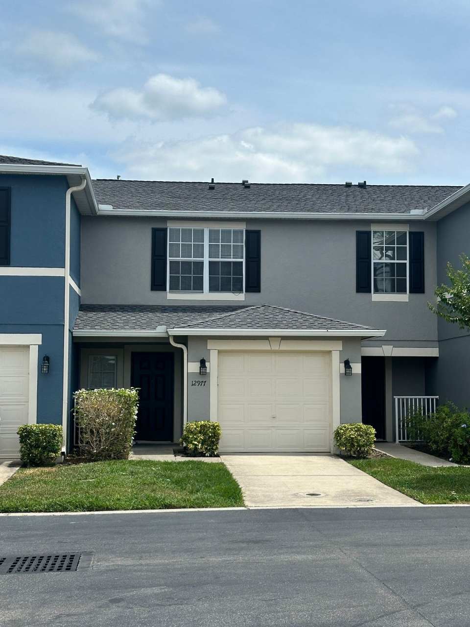 Cute 2/2.5 Townhome, Walking Distance to Waterford Lakes Town Center!