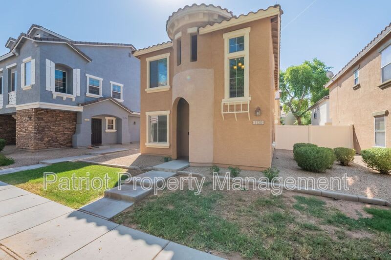 9233 E Neville Ave 1130