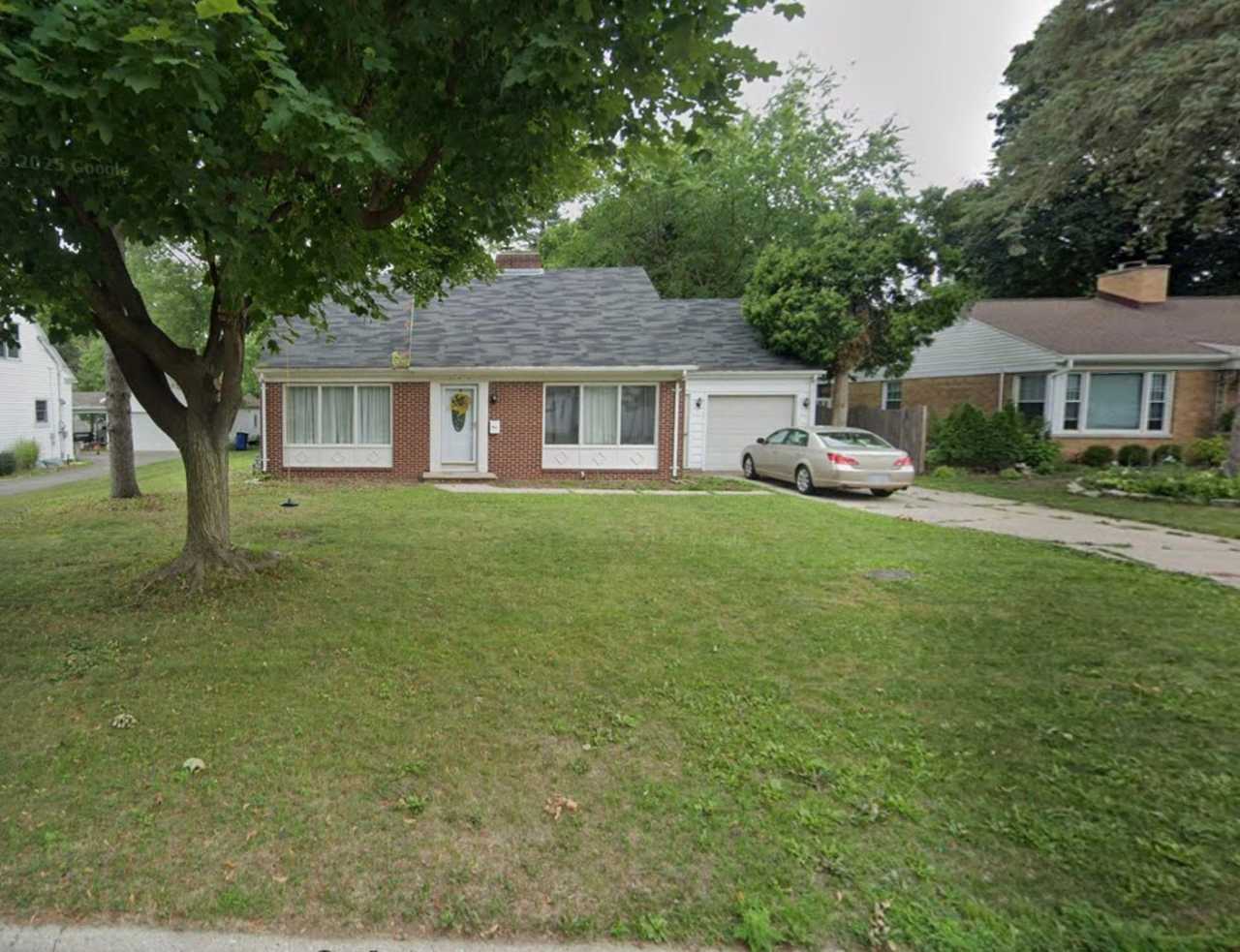 Spacious Allouez 3 Bedroom Home