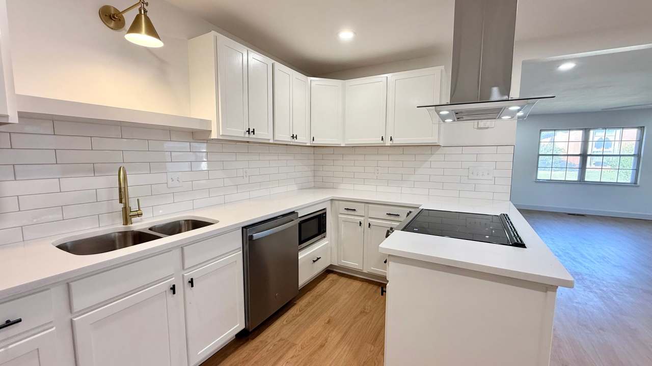 Fully Remodeled Home Near Penn and NW Expressway