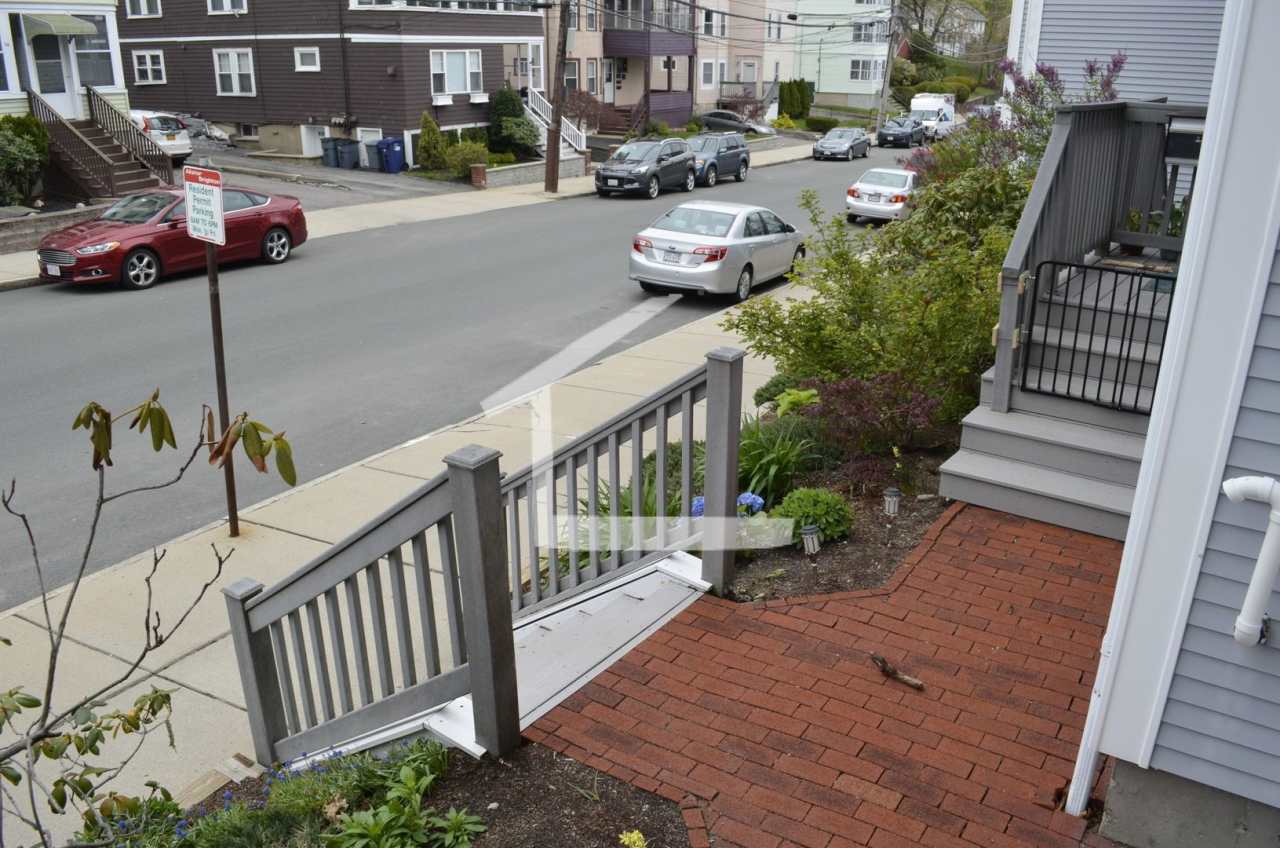 Charming 3 Bedroom -No Broker Fees