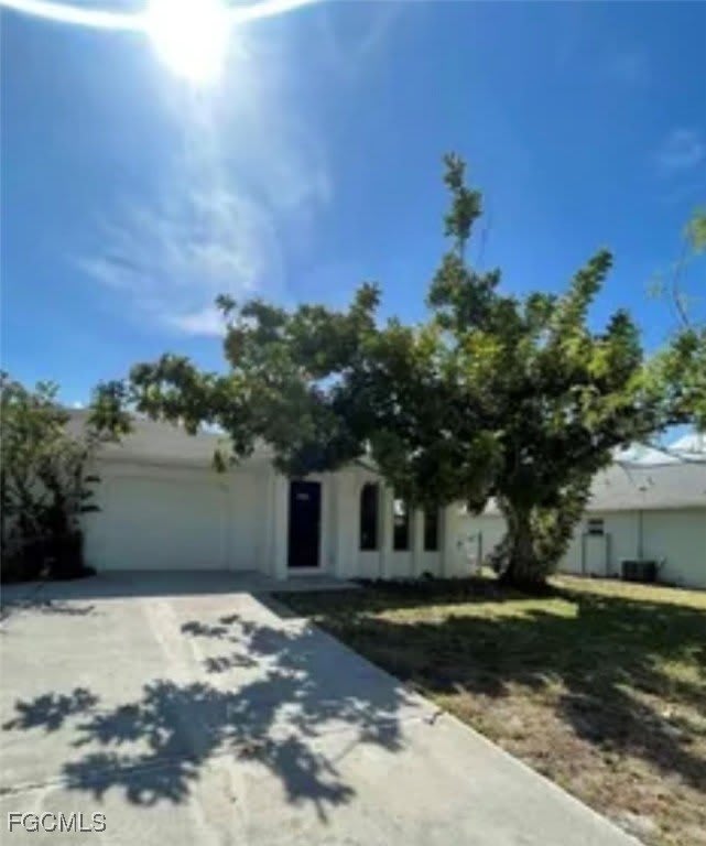 3309/3307 SW Santa Barbara Place