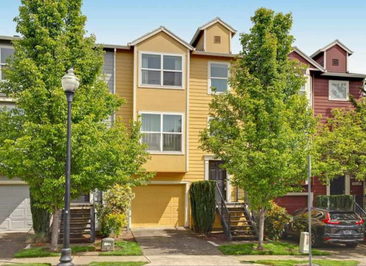 Update 3 Bedroom Home in Beaverton!