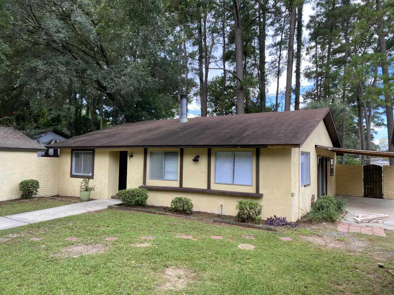 16 South Stillwood Court