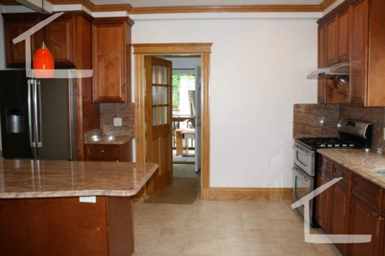 Gorgeous 4 Bed 2 Bath in beautiful Brookline