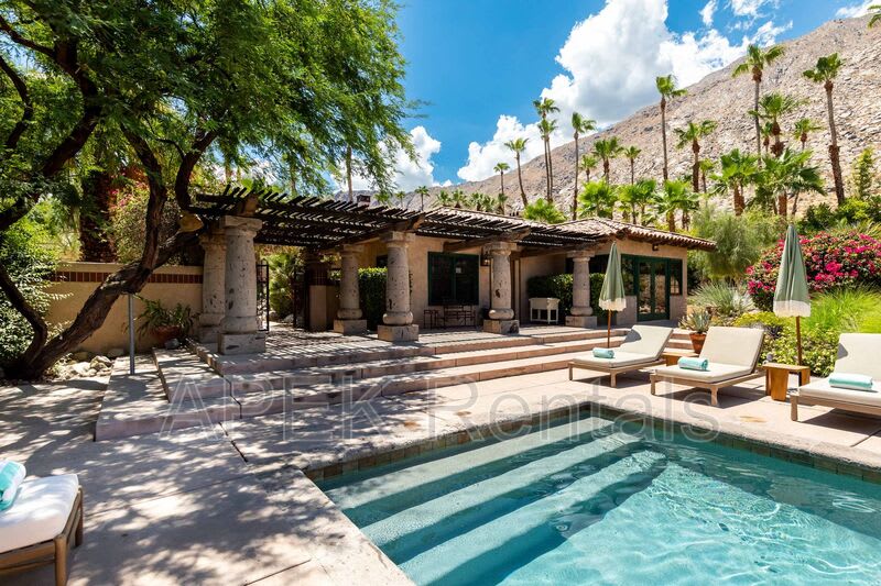 690 West Linda Vista Drive