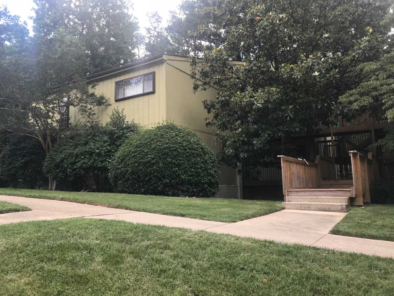 611 Pine Ridge Place