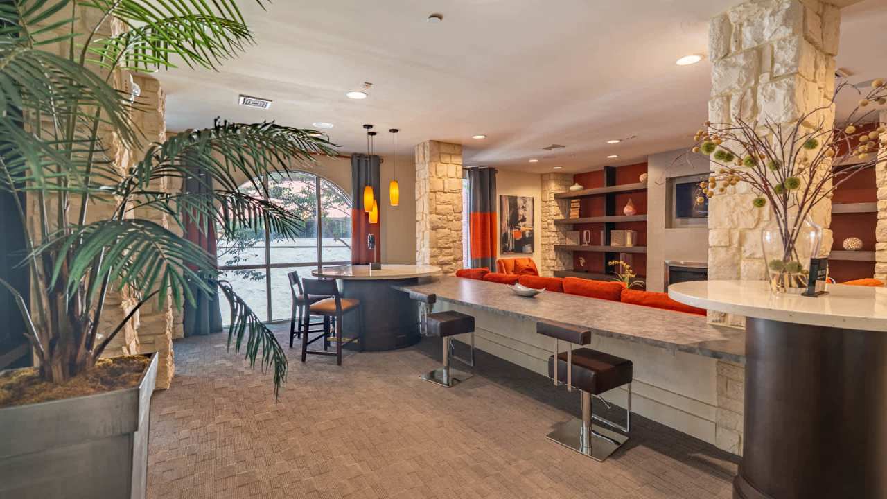 Westchester Rockville Station