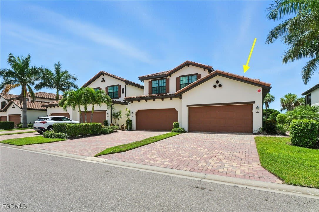 12039 Hawthorn Lake Drive unit: 102