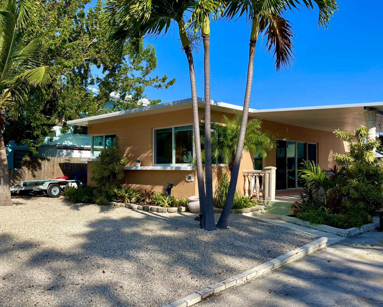 64 seagate Boulevard