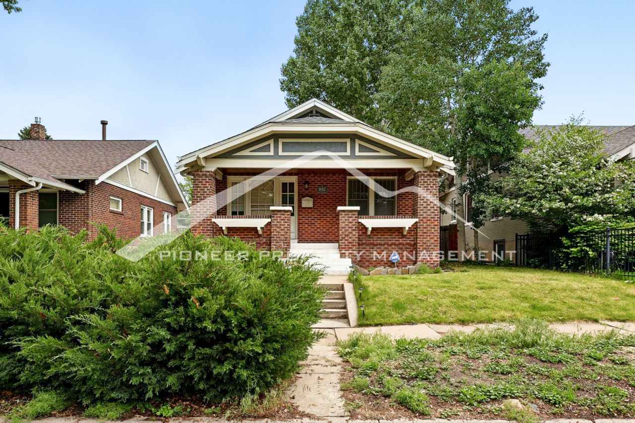 Bungalow in Wash Park with Washer/Dryer and Fenced Yard