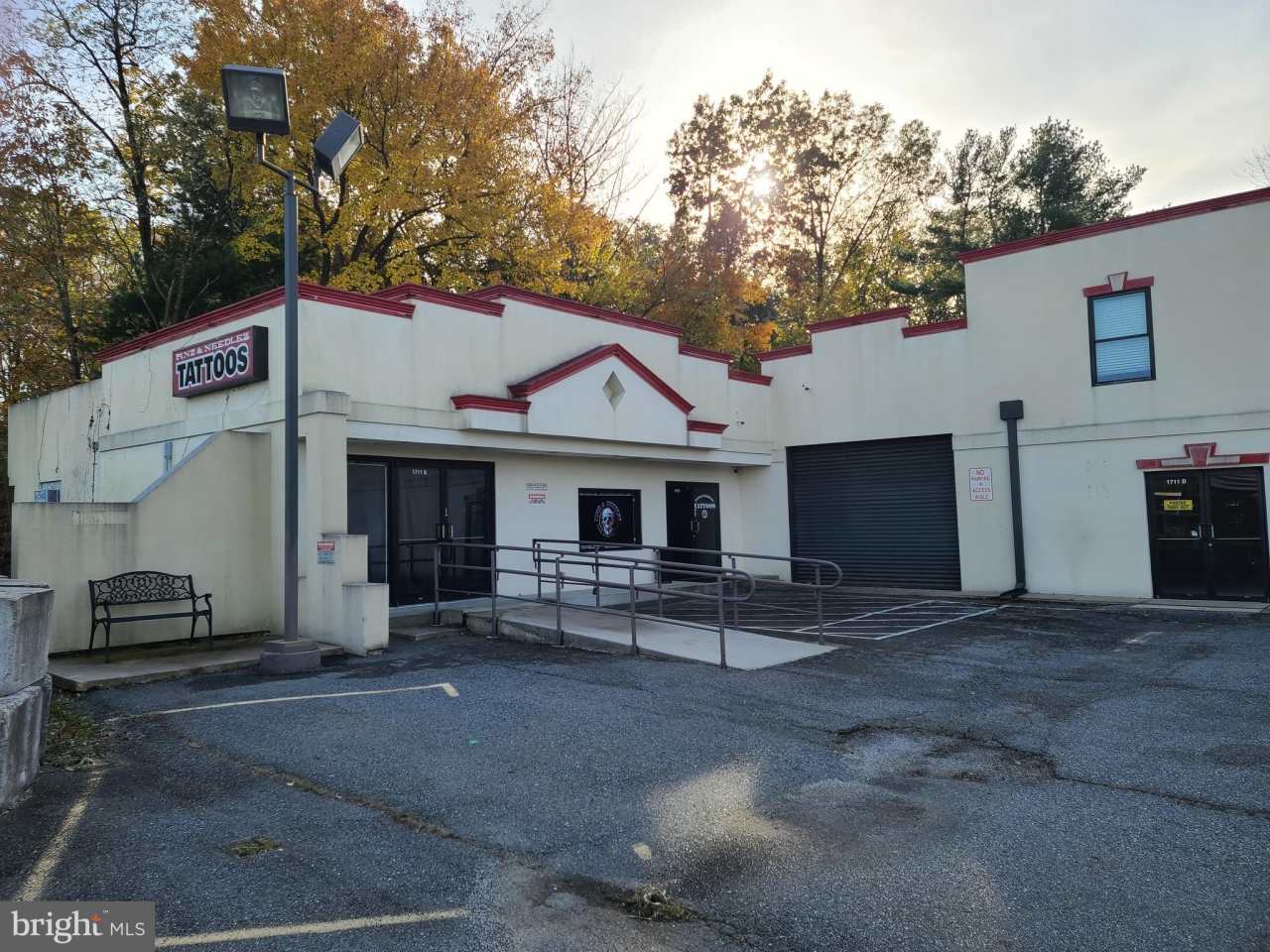 1711 PULASKI Highway unit: B