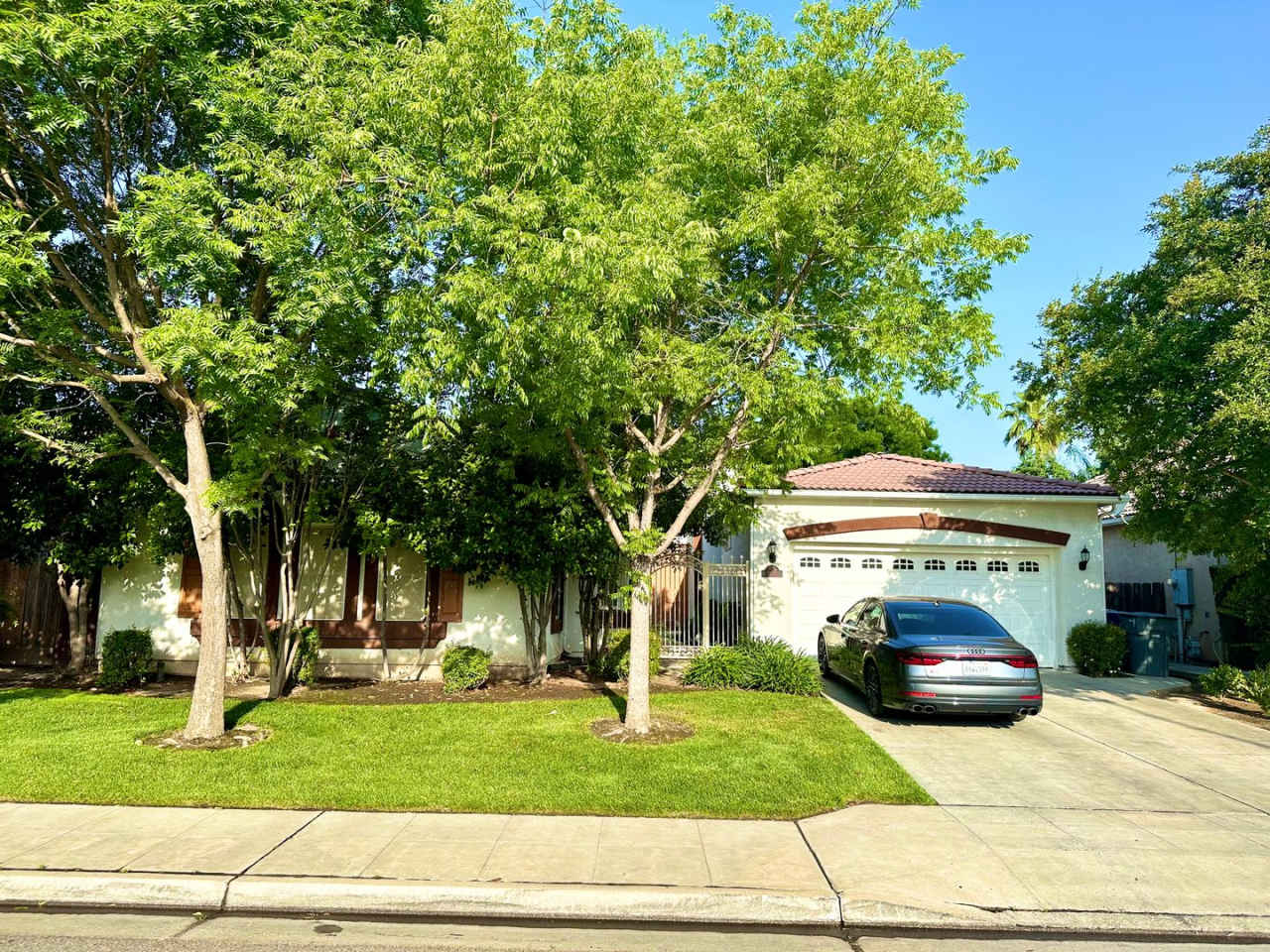 Stunning5 Bedroom North Fresno Granville