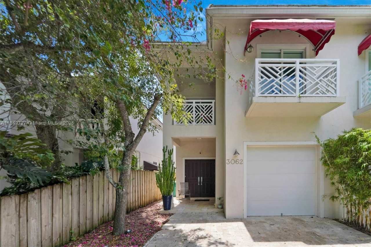 3062 New York Street