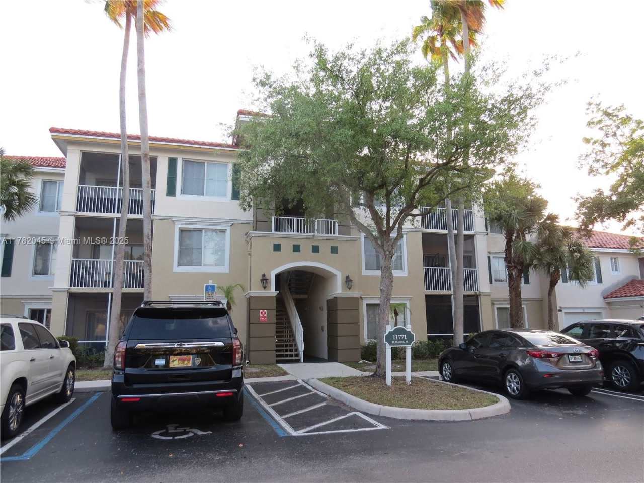 11771 W Atlantic Blvd