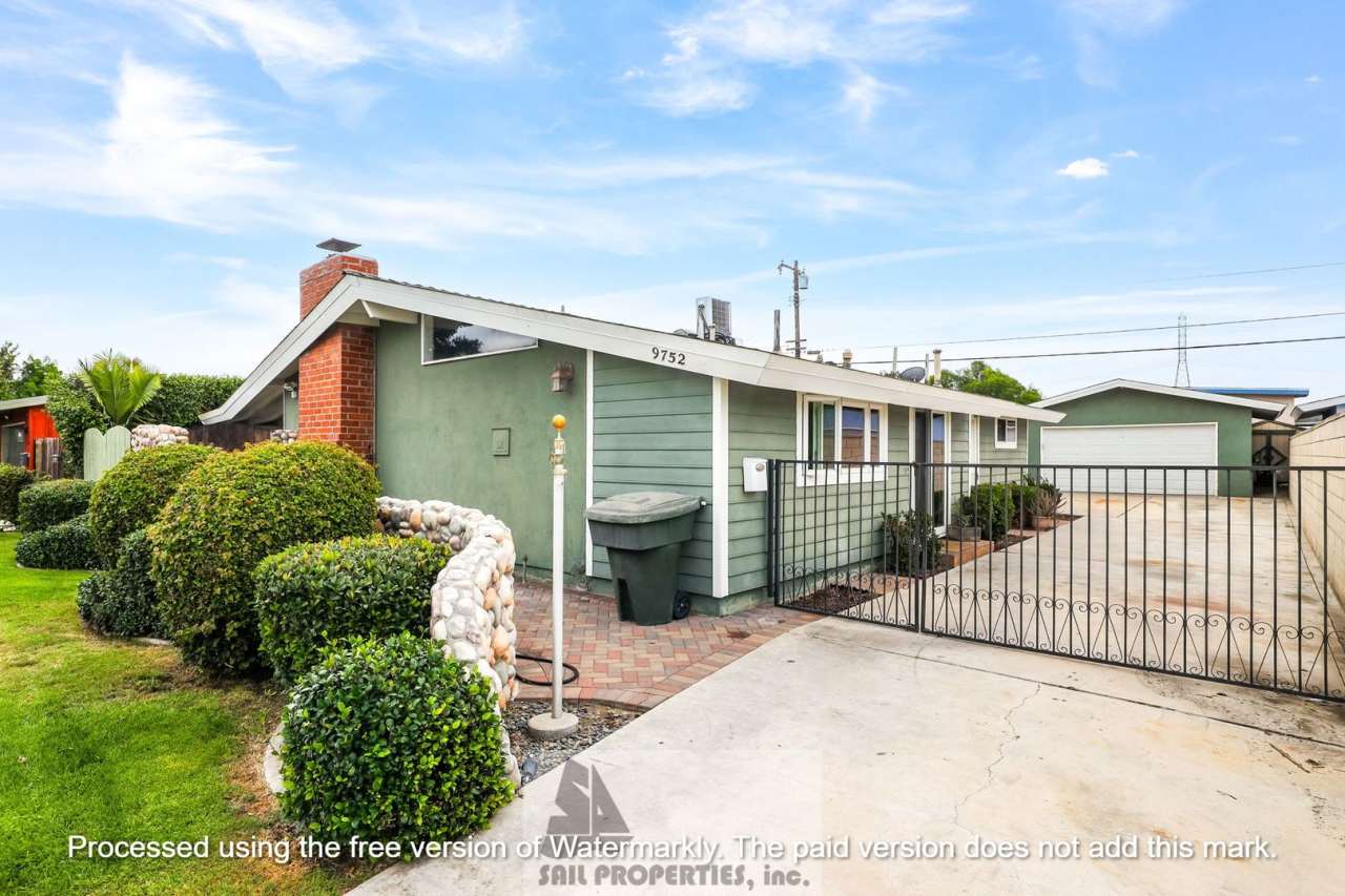Welcome to this charming 3-bedroom, 2-bathroom home located in the vibrant city of Anaheim
