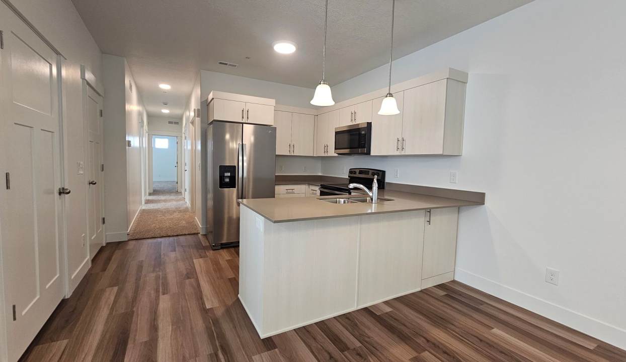 $1,850 -Brand New 3-Bed, 2-Bath Condo Riverton