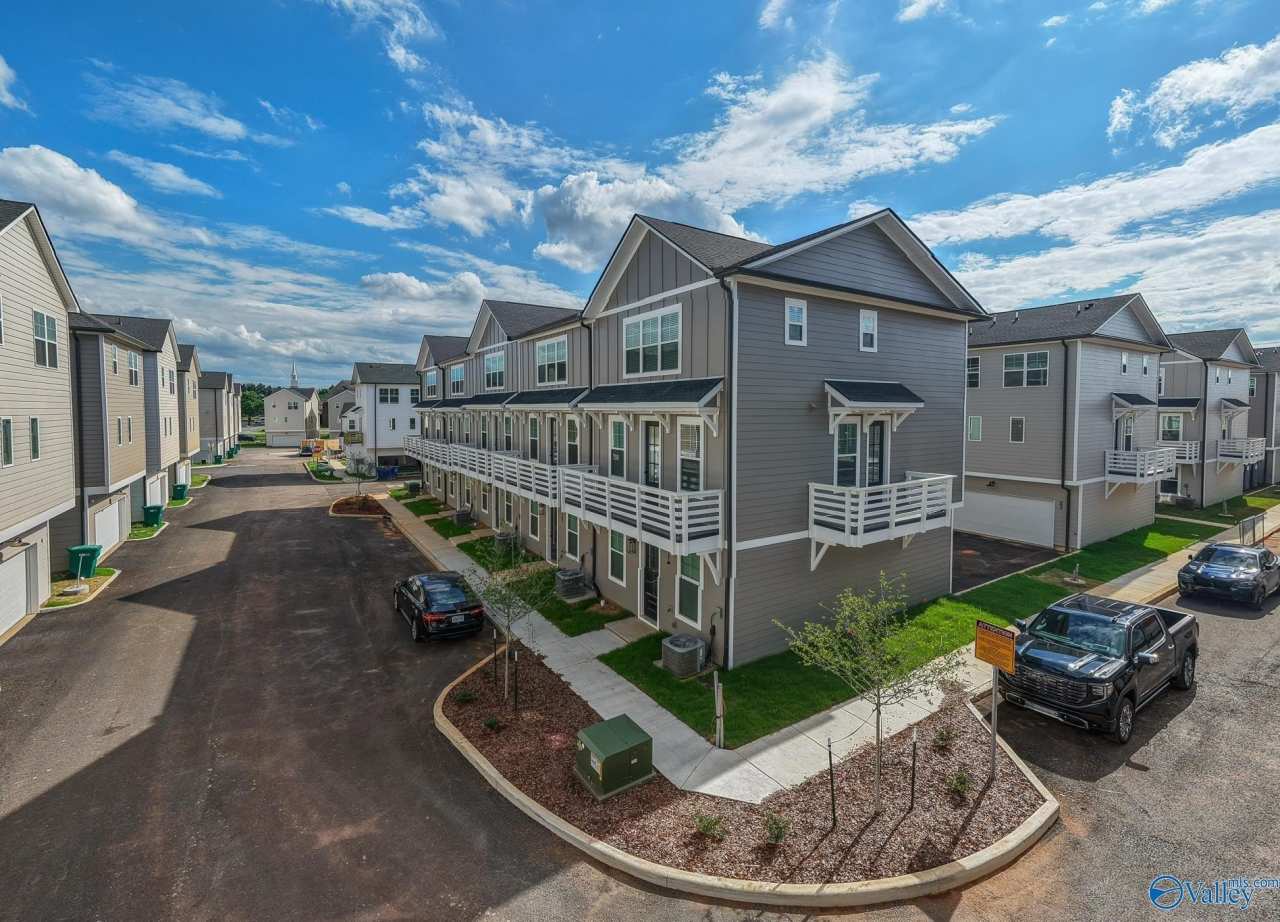 1589 Old Monrovia Road NW