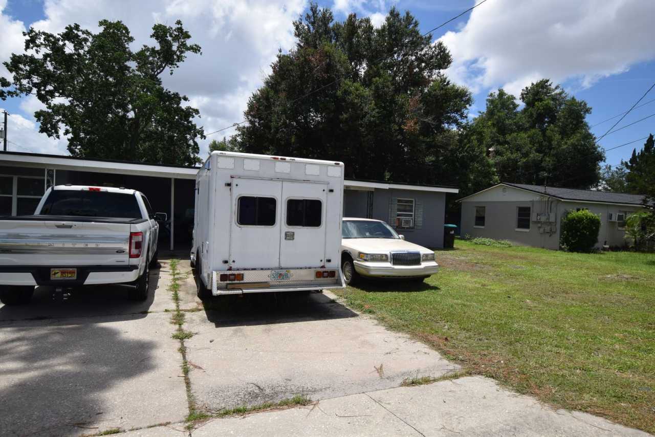 2 Bedroom 1Bath Duplex For Rent at 104 W Lancaster Road Orlando, FL 32824