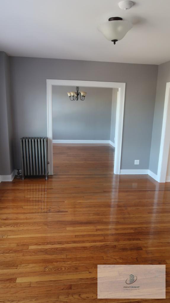 3115 West Foster Avenue