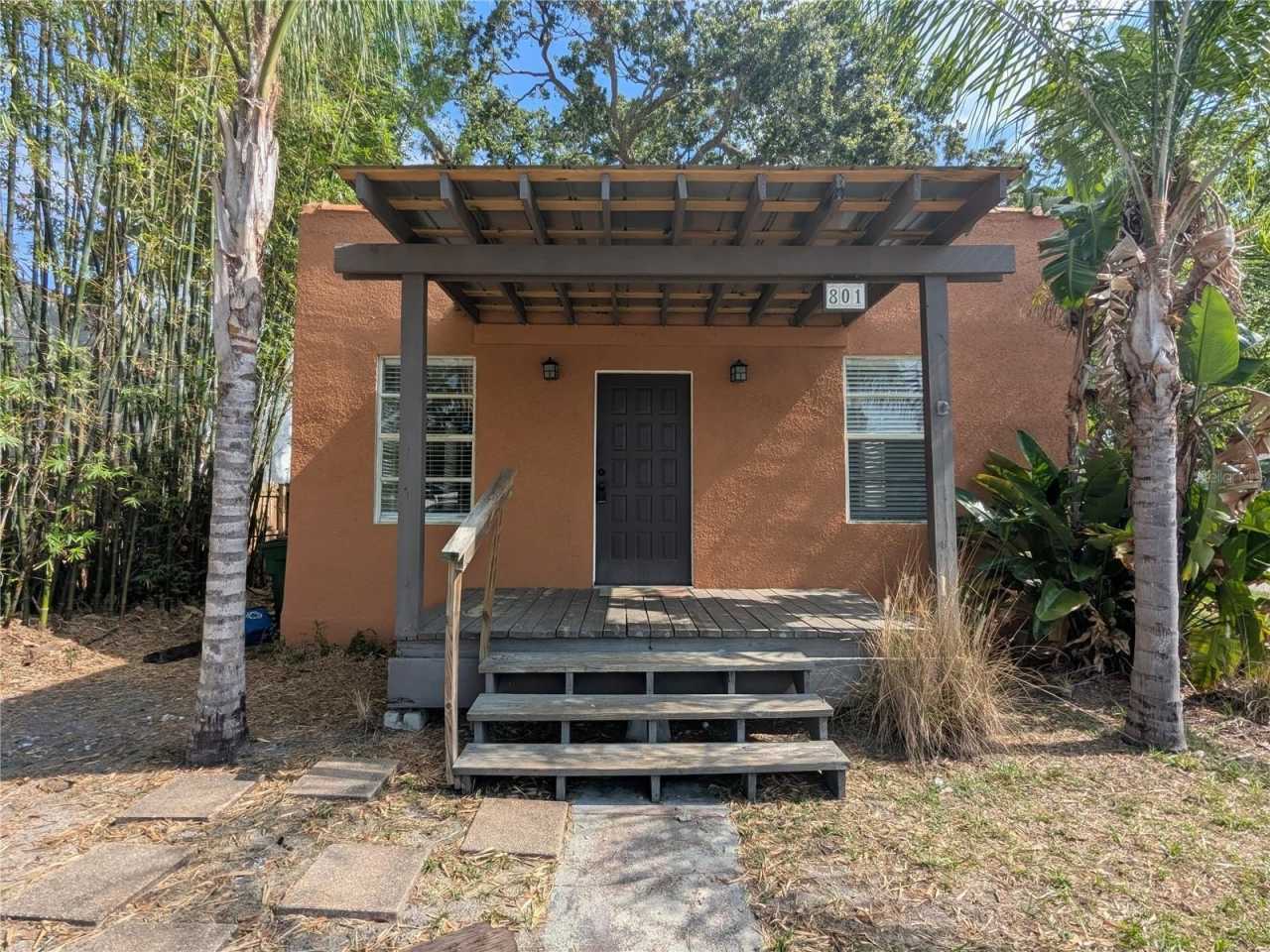 801 W IDLEWILD AVENUE