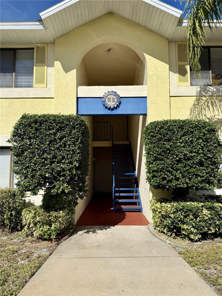 90 HIDDEN LAKE DRIVE