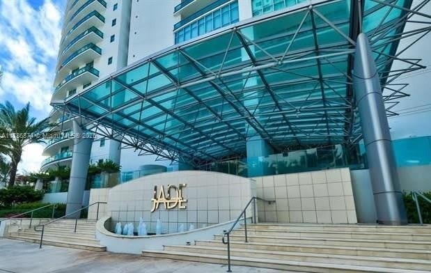 1331 Brickell Bay Dr