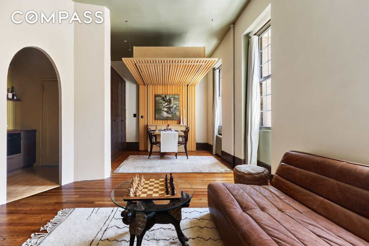 207 West 21st Street