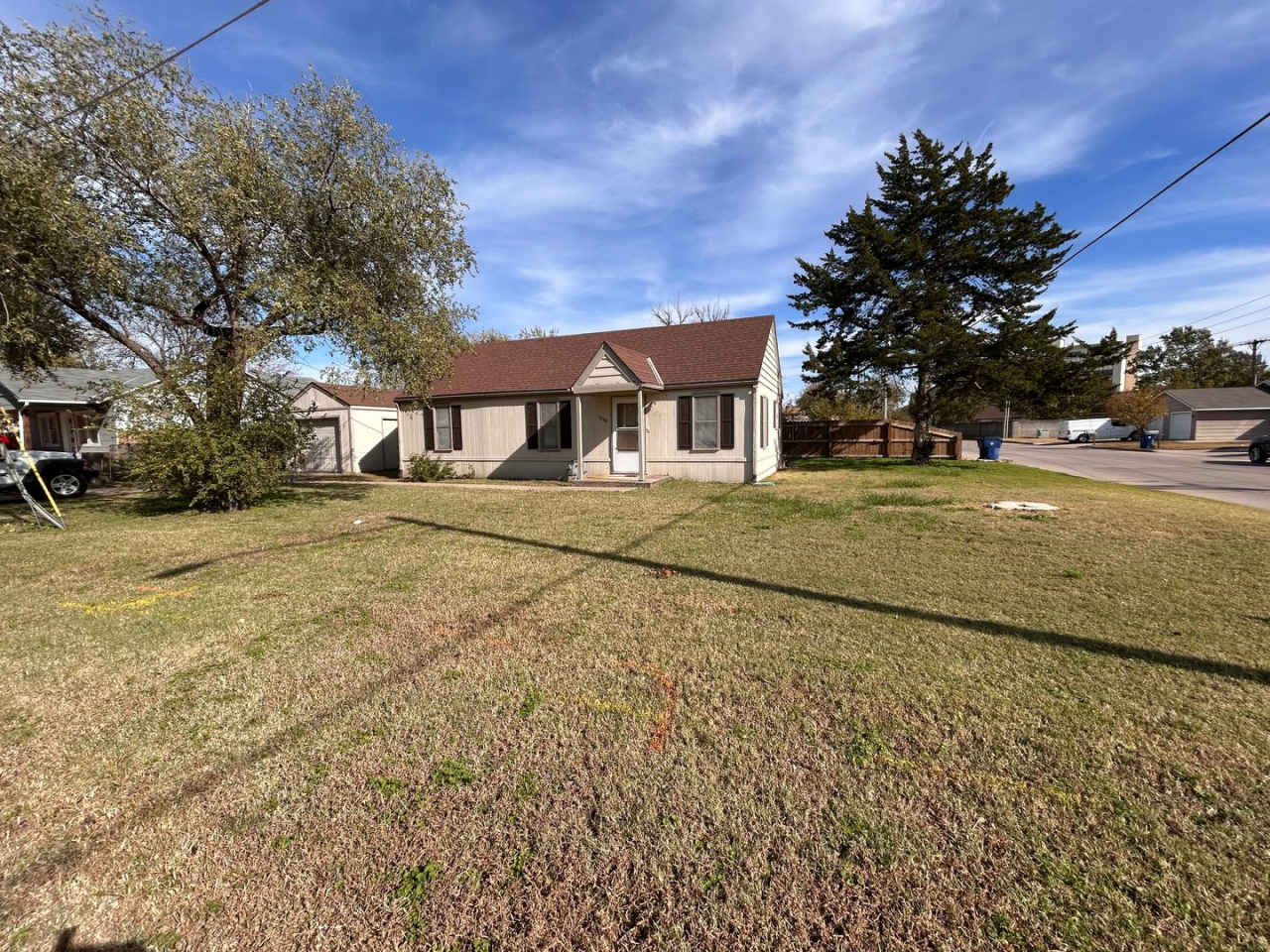 Cute 2 Bedroom 1 Bath