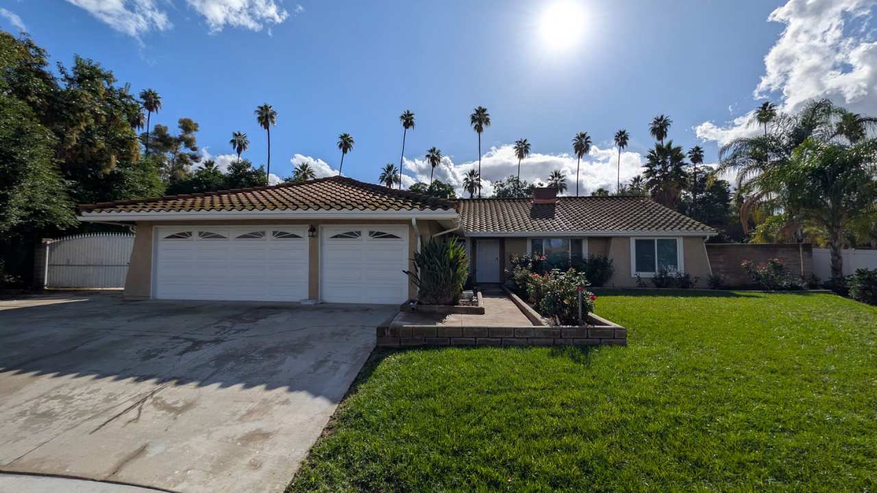 Single-Story home on cul-de-sac in Victoria Neighborhood Available for Lease