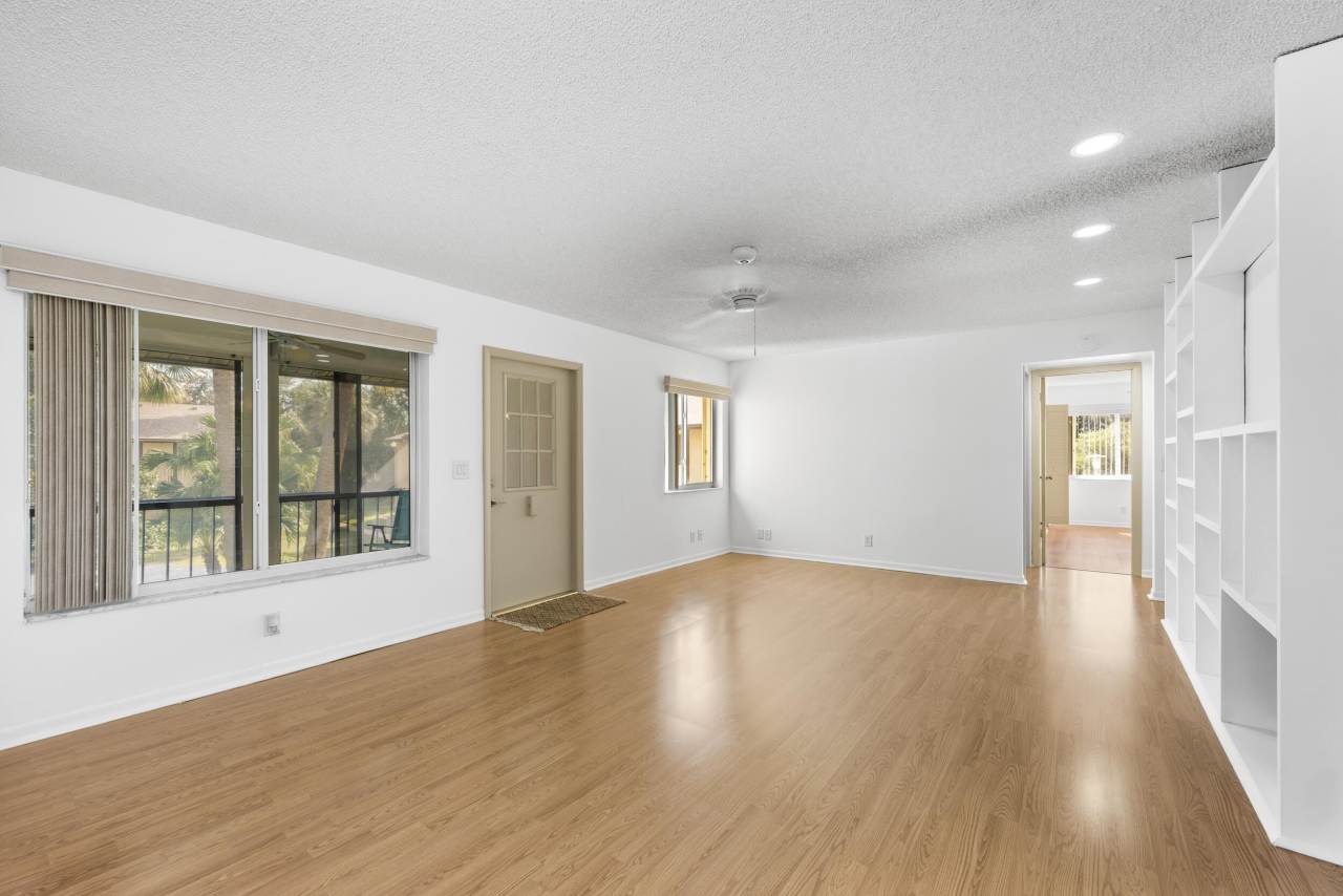 313 Pine Ridge Circle