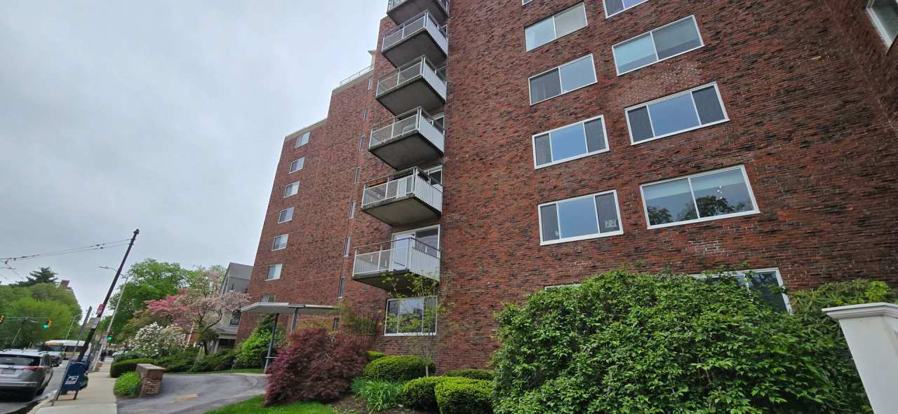 Everything is new! Harvard Sq! Walk to T! Large 1bd with balcony! Parking included!