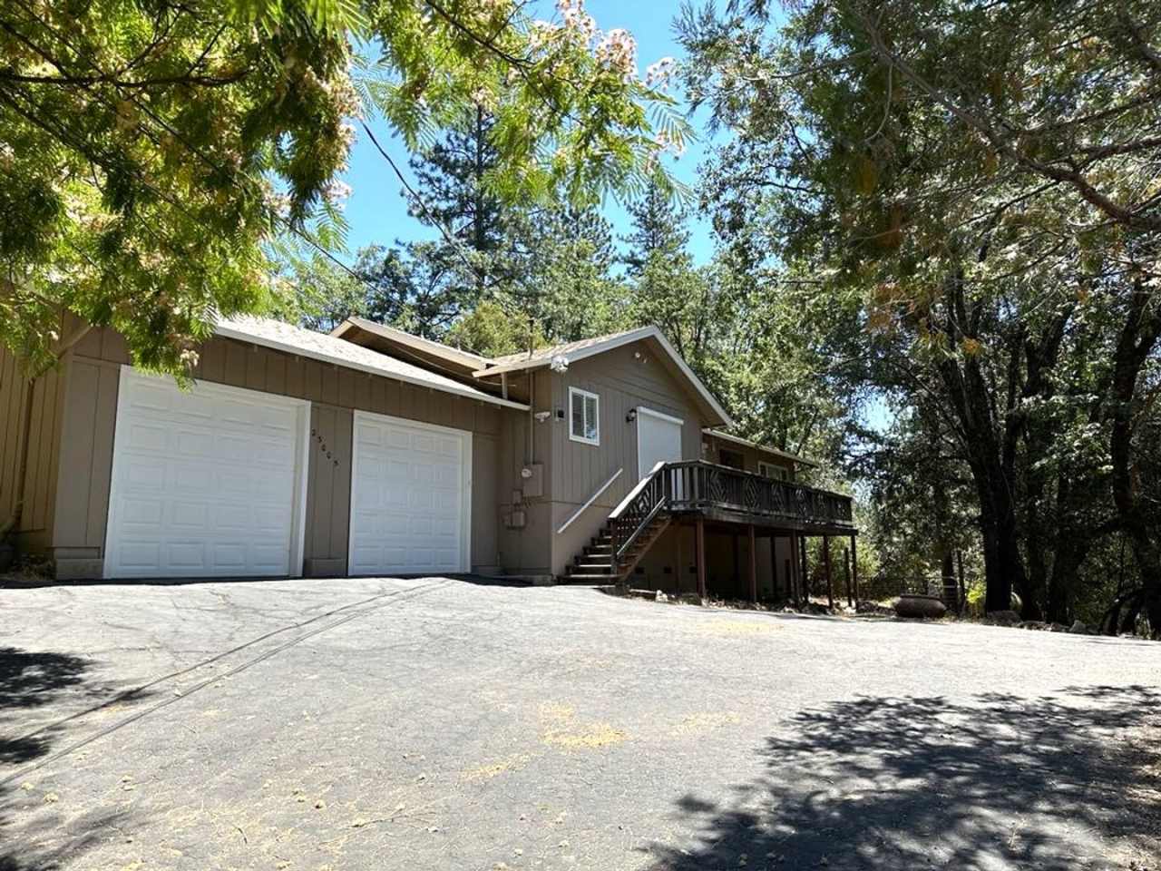 Deer Xing Retreat (3-6 month lease only)